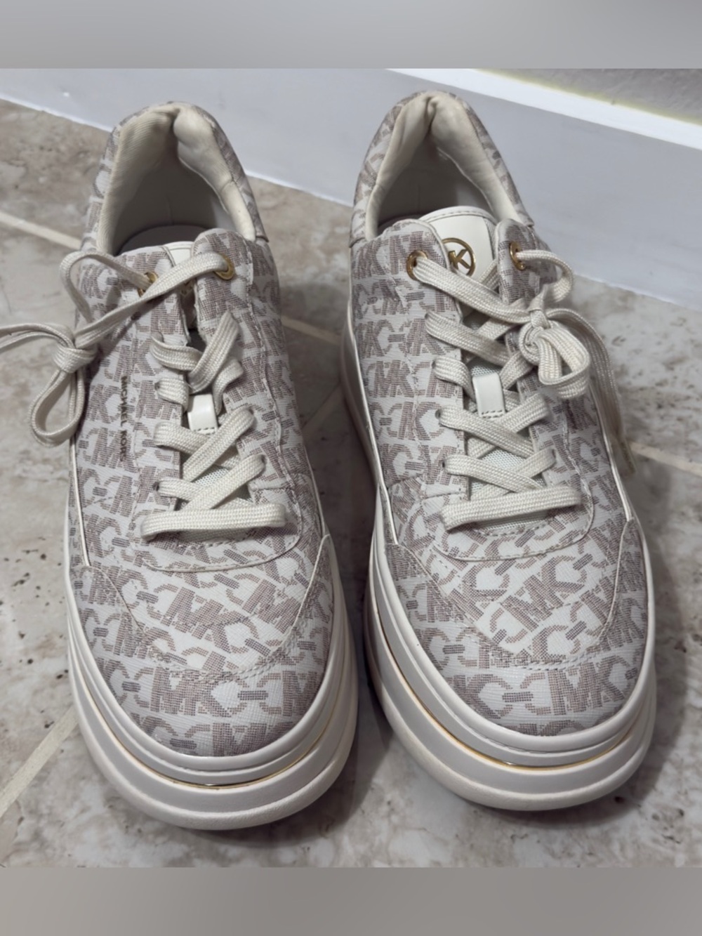 MICHAEL Michael Kors Women's Hayes Lace-Up Sneakers In Vanilla Color (Size 10).